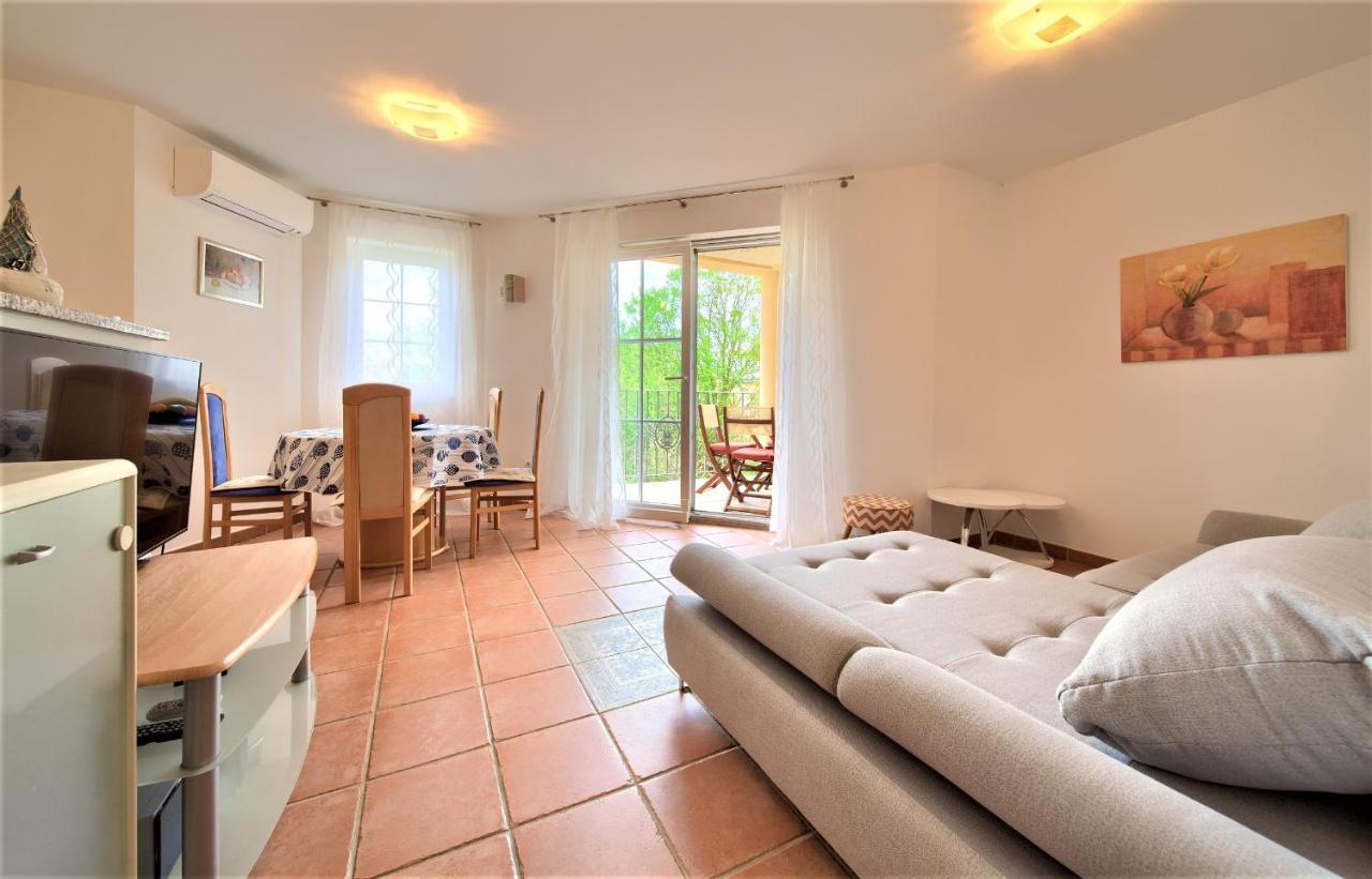 Apartment Camellia Вантачичи Экстерьер фото